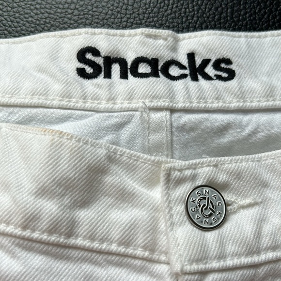 MOTHER Snacks High Waist Twizzy Jean Skimp Sticky Rice White Straight Leg 34 NEW - Picture 11 of 14